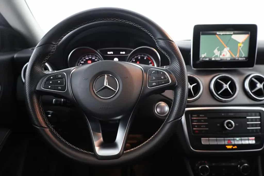 Mercedes-Benz CLA 250 SB 4Matic LED Kamera Navi Tempomat Leder 11/2017-photo-14