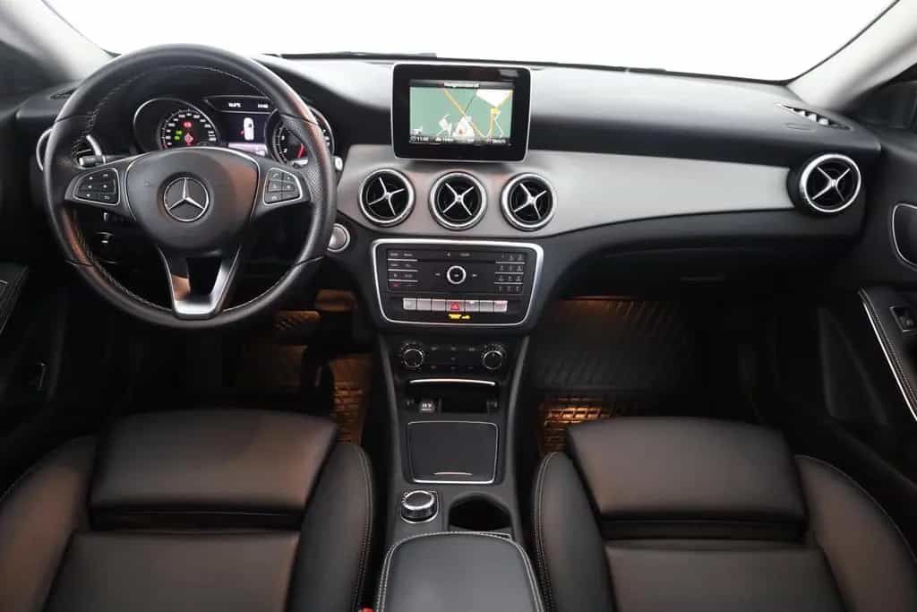 Mercedes-Benz CLA 250 SB 4Matic LED Kamera Navi Tempomat Leder 11/2017-photo-8
