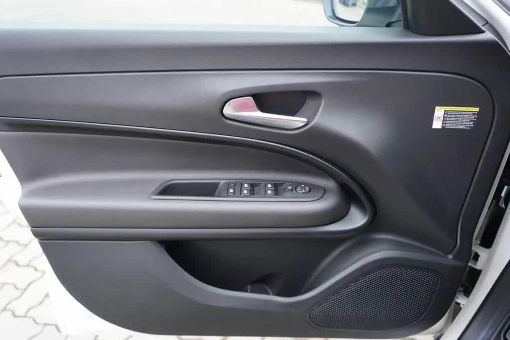 Alfa Romeo Junior Ibrida Speciale 1.2 VGT mHev Matrix ACC 06/2025-photo-29