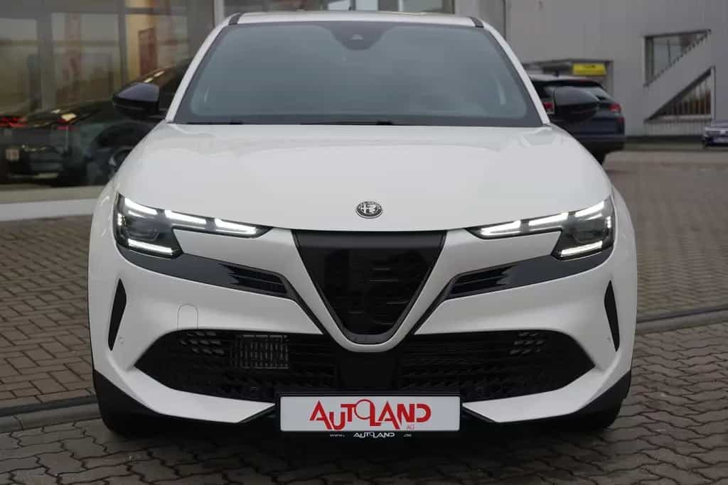 Alfa Romeo Junior Ibrida Speciale 1.2 VGT mHev Matrix ACC 06/2025-photo-7