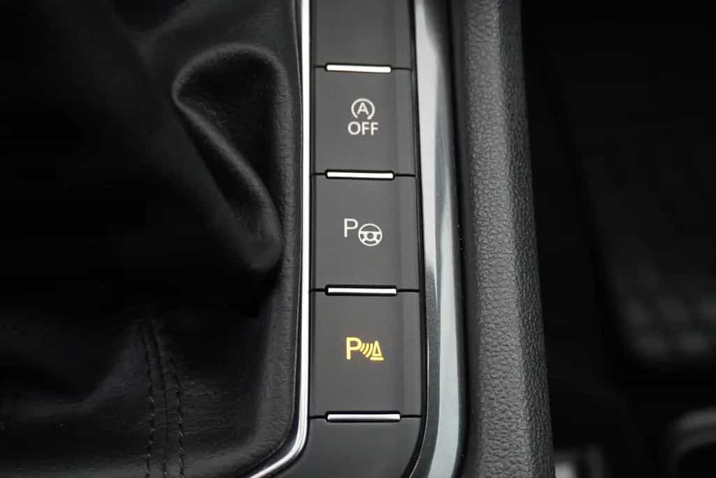 Volkswagen Tiguan 1.5 TSI United Navi LED AHK ACC PDC DAB 01/2021-photo-22