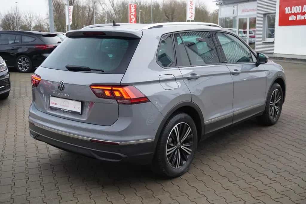 Volkswagen Tiguan 1.5 TSI United Navi LED AHK ACC PDC DAB 01/2021-photo-4