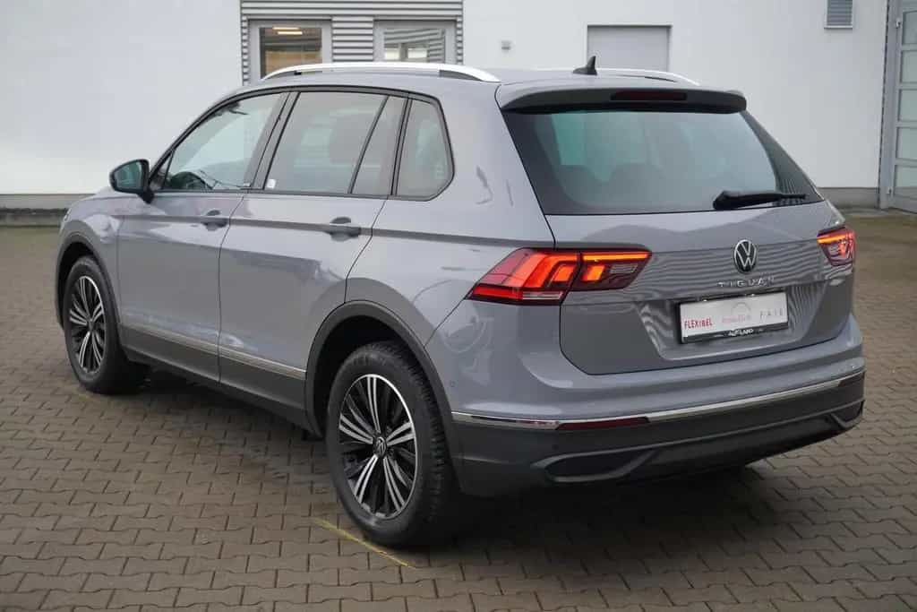 Volkswagen Tiguan 1.5 TSI United Navi LED AHK ACC PDC DAB 01/2021-photo-6