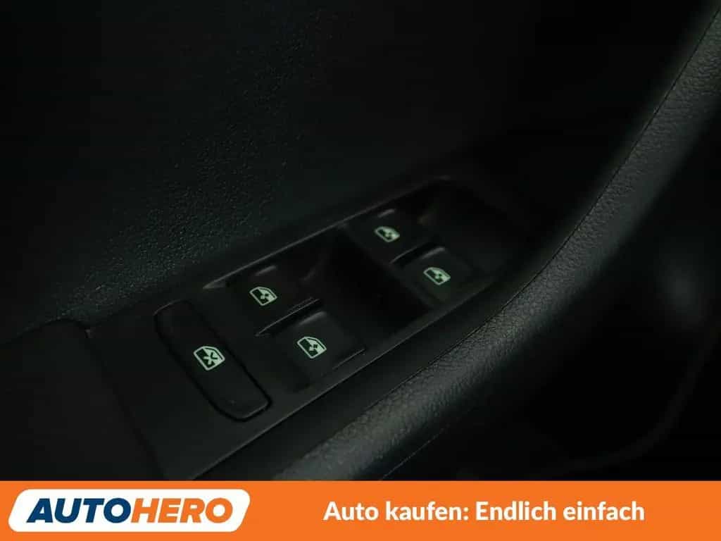 Skoda Fabia 1.0 TSI Style*TEMPO*PDC*SHZ*KLIMA* 08/2018-photo-22
