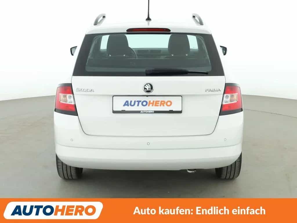 Skoda Fabia 1.0 TSI Style*TEMPO*PDC*SHZ*KLIMA* 08/2018-photo-2