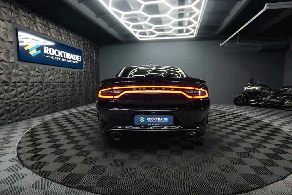 Dodge Charger 5.7 V8 HEMI R/T DAYTONA Performance 09/2022-photo-17