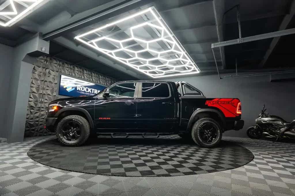 Dodge RAM 5.7 V8 HEMI 4x4 REBEL AXLE LOCK Airmatic LED 07/2021-photo-19