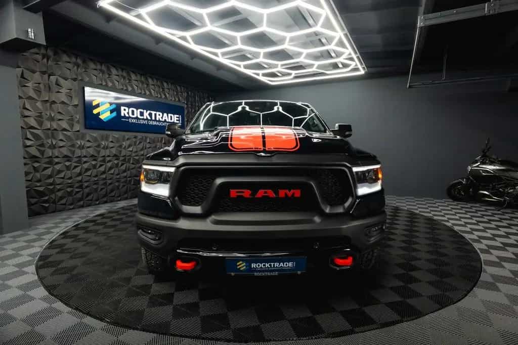 Dodge RAM 5.7 V8 HEMI 4x4 REBEL AXLE LOCK Airmatic LED 07/2021-photo-4