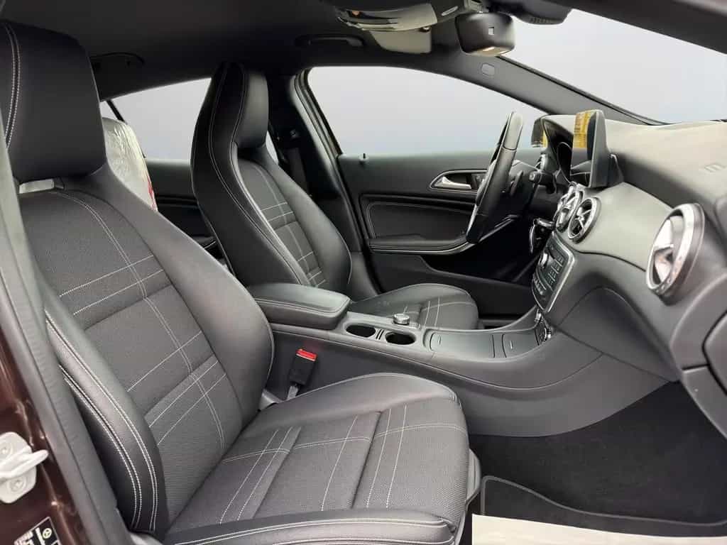 Mercedes-Benz GLA-Class 200*Urban*Navi*PDC*SHZ*Xenon*8-Fach*2.Hand* 07/2016-photo-8