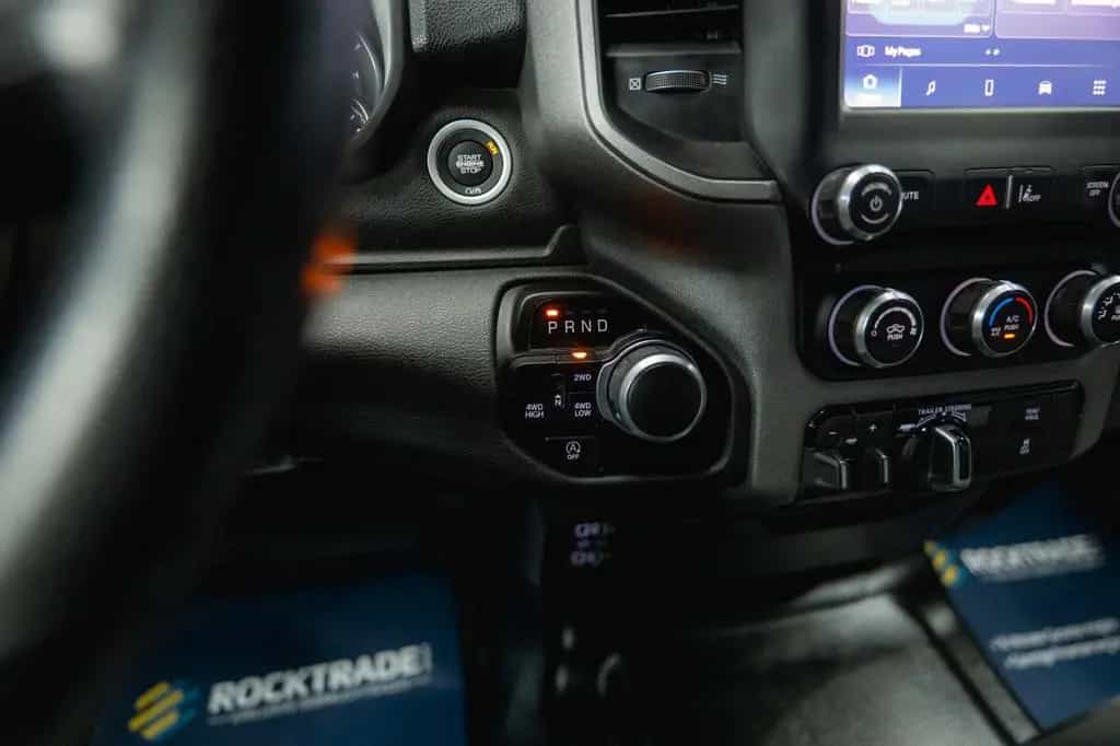 Dodge RAM 5.7 V8 HEMI 4x4 OFFROAD LONGBED Limited 19% 01/2024-photo-27