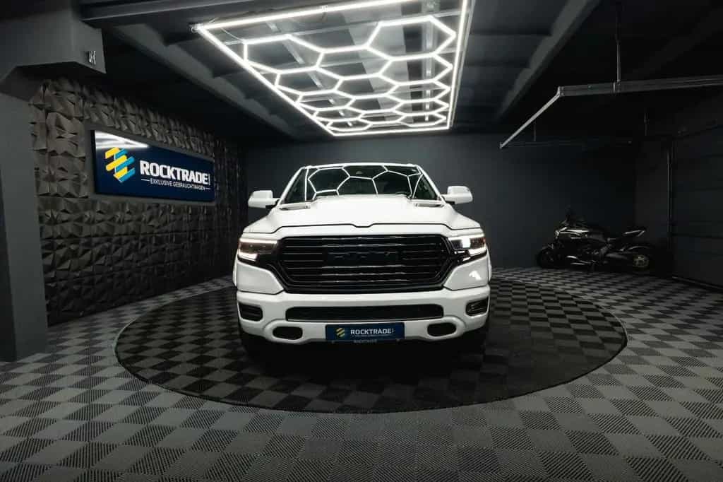 Dodge RAM 5.7 V8 HEMI 4x4 OFFROAD LONGBED Limited 19% 01/2024-photo-3