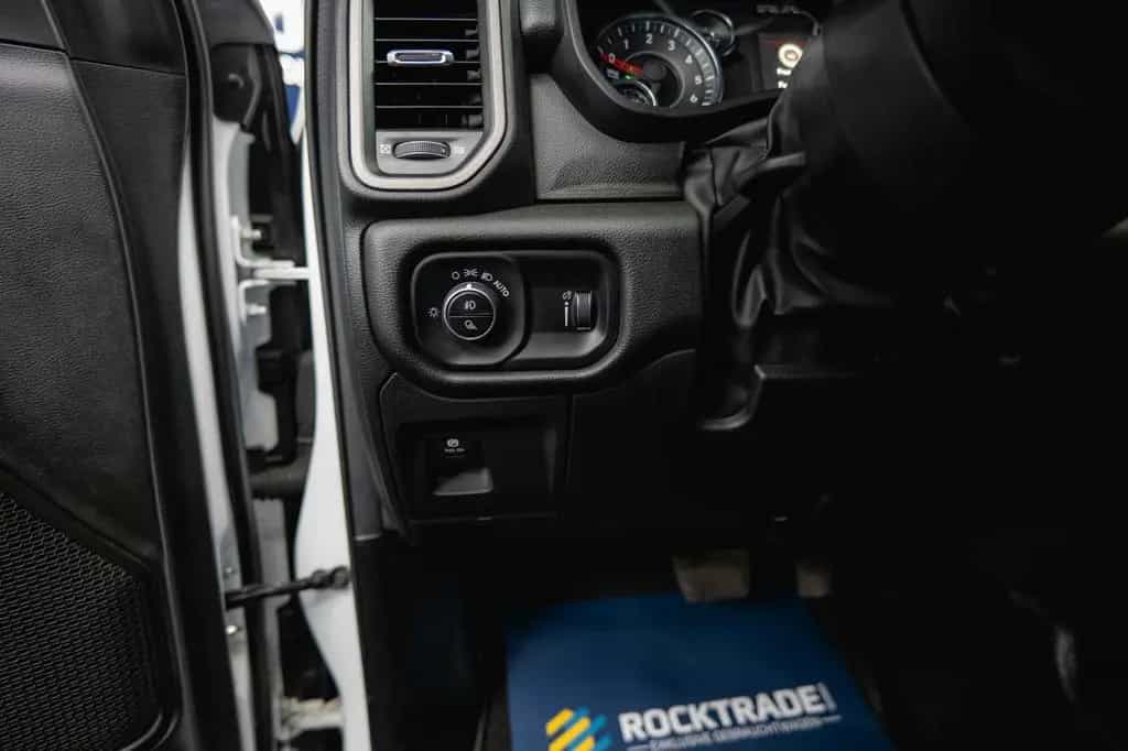 Dodge RAM 5.7 V8 HEMI 4x4 OFFROAD LONGBED Limited 19% 01/2024-photo-34