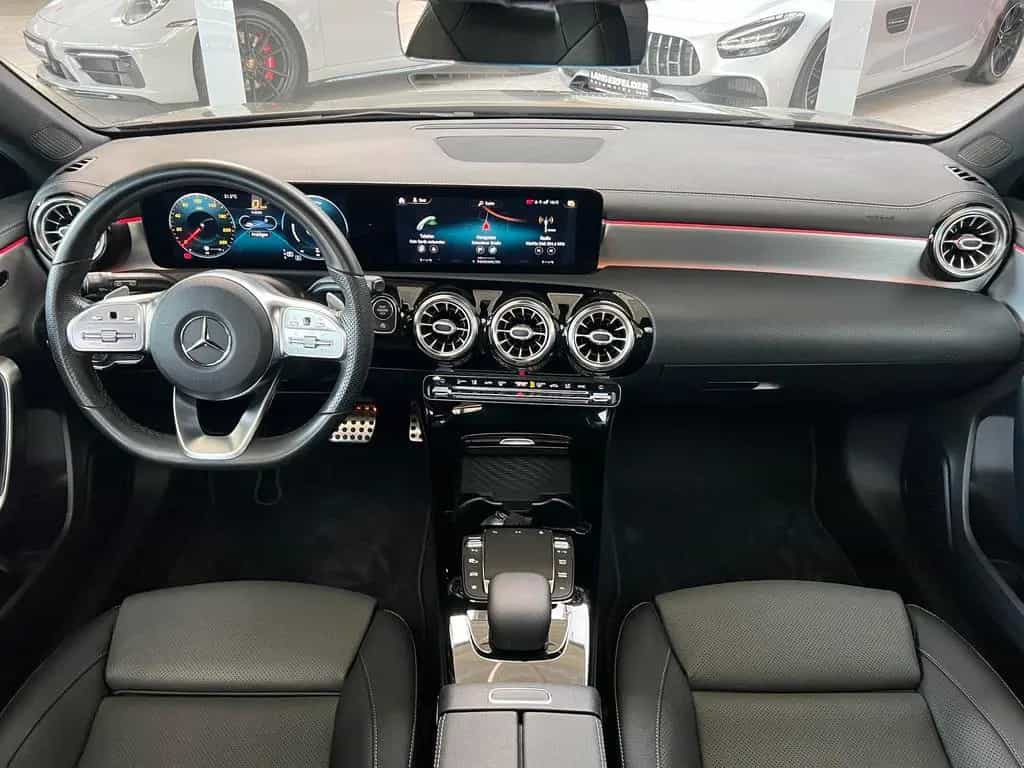 Mercedes-Benz A-Class d AMG PERFORMANCE PANO MBUX KAMERA LED ACC 11/2020-photo-10