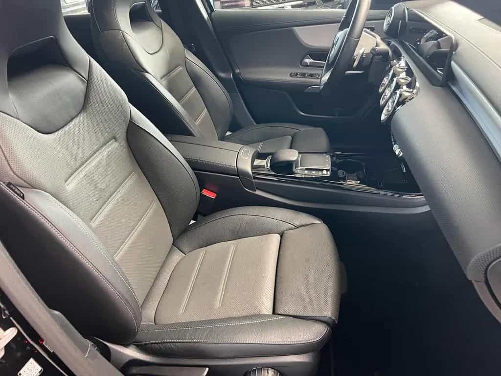 Mercedes-Benz A-Class d AMG PERFORMANCE PANO MBUX KAMERA LED ACC 11/2020-photo-18
