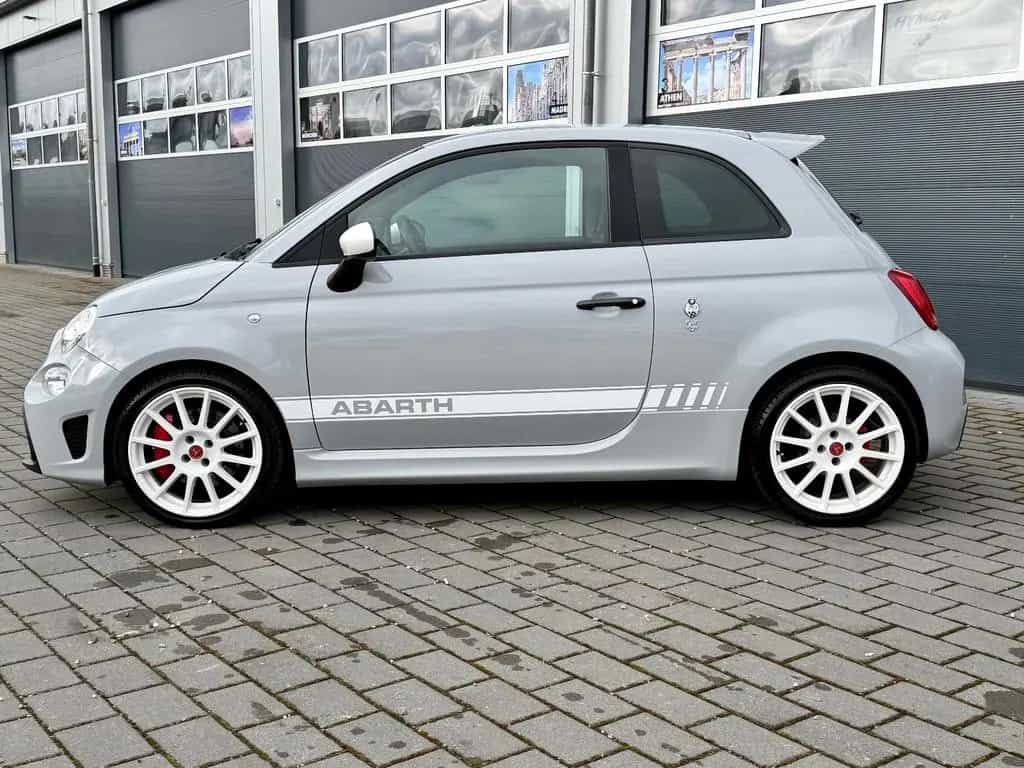 Abarth 595 esseesse BREMBO *Akrapovic*CARBON*Beats 01/2020-photo-1