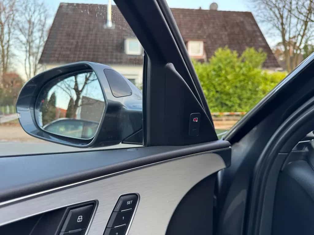 Audi A6 3.0 TFSI quattro S tronic Avant - 03/2016-photo-11