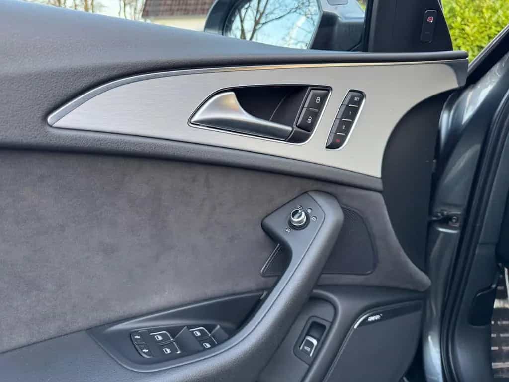Audi A6 3.0 TFSI quattro S tronic Avant - 03/2016-photo-12