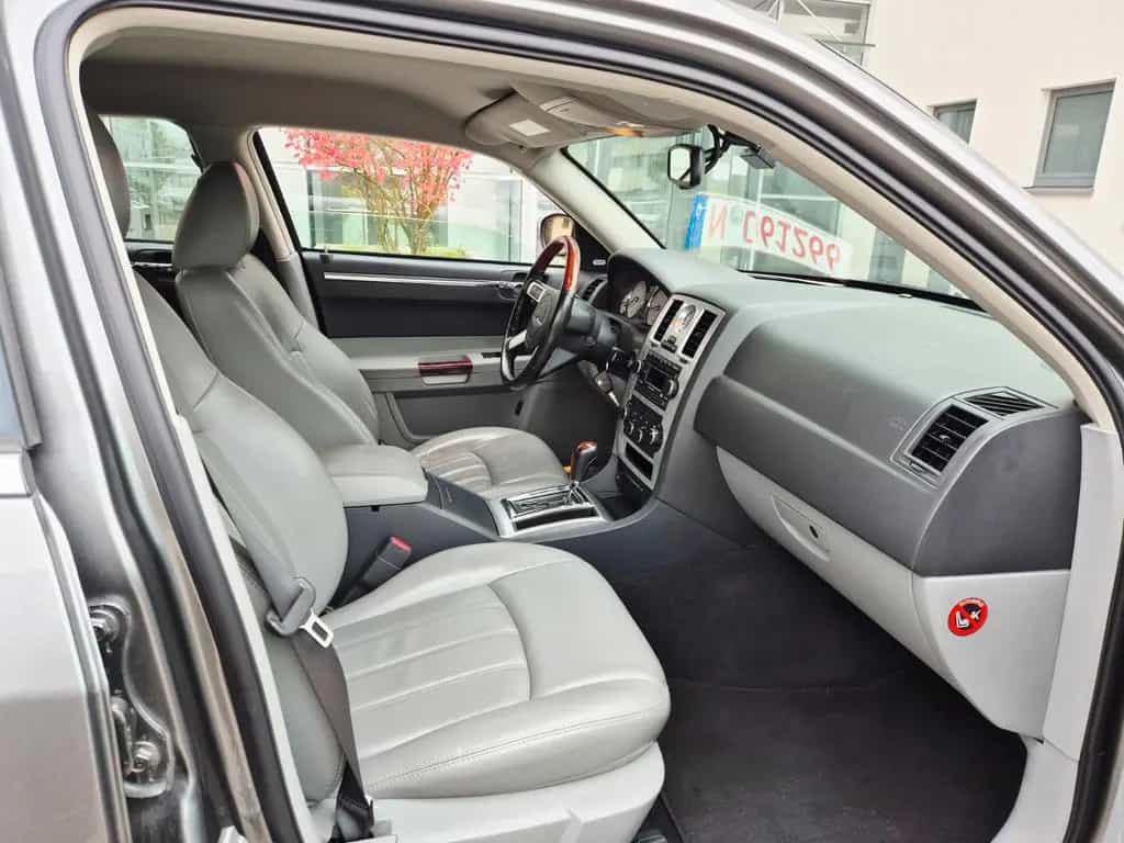Chrysler 300C Touring 5.7 V8 HEMI Automatik 07/2008-photo-9