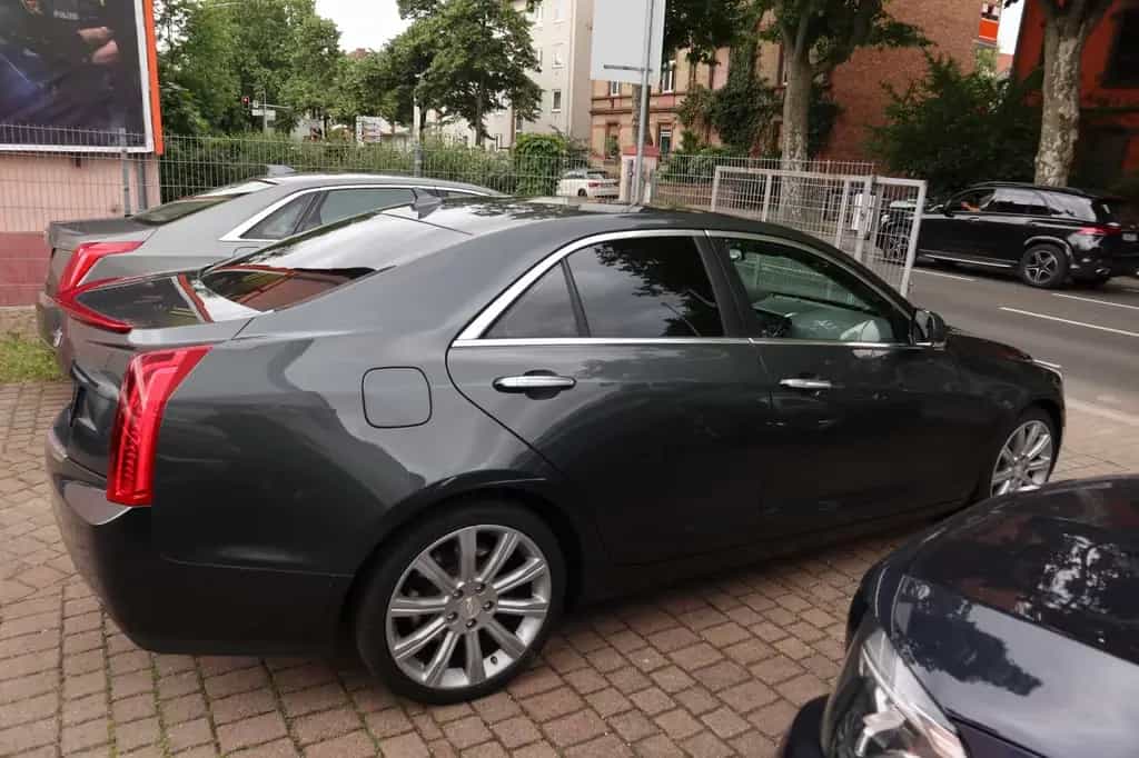Cadillac ATS Premium deutsches Modell !Head-Up Leder Navi 08/2016-photo-5