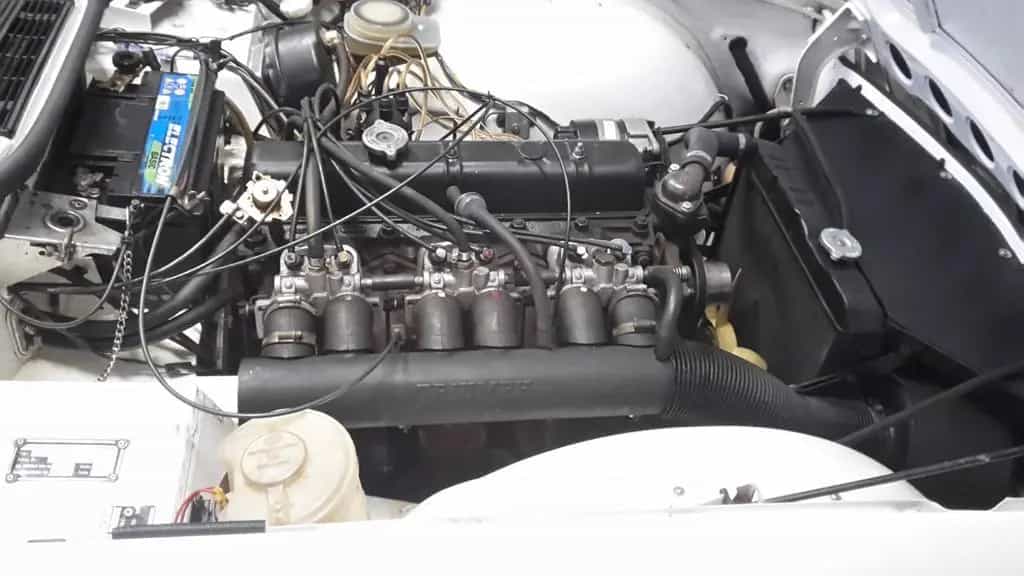 Triumph TR6 PI 06/1972-photo-10
