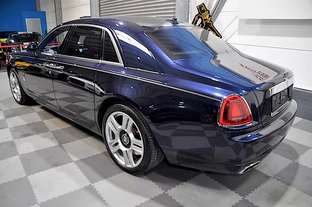 Rolls-Royce Ghost SERIE II -PANORAMA-STARLIGHT- 02/2015-photo-19