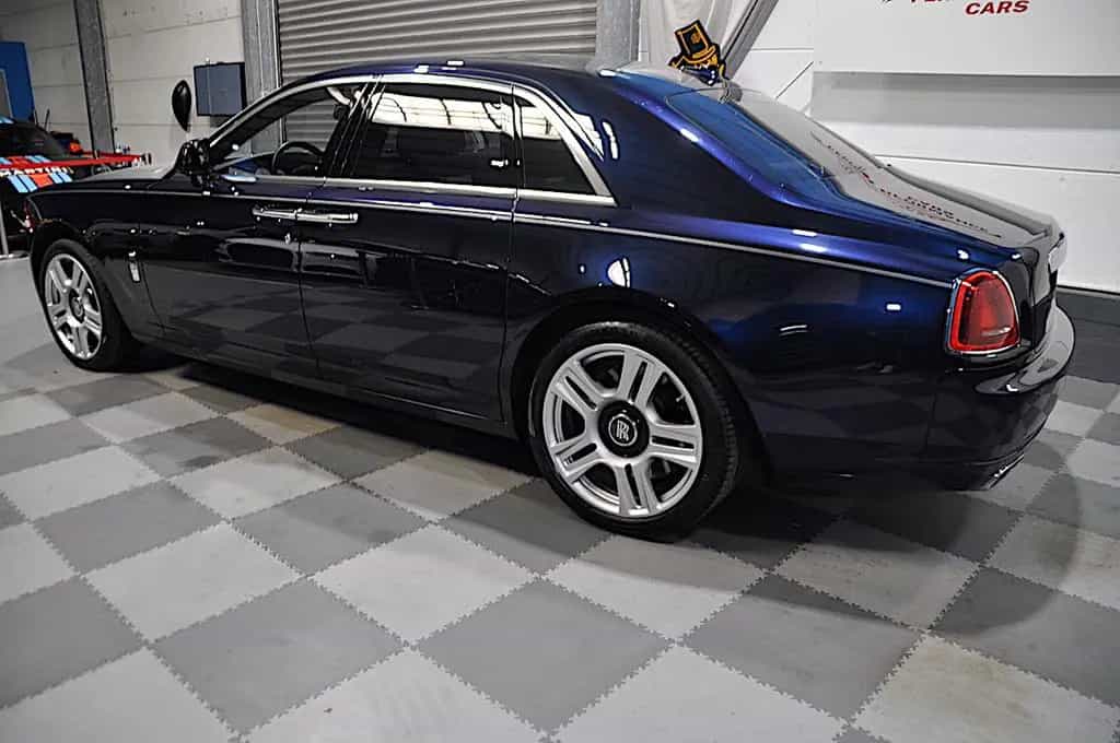Rolls-Royce Ghost SERIE II -PANORAMA-STARLIGHT- 02/2015-photo-20