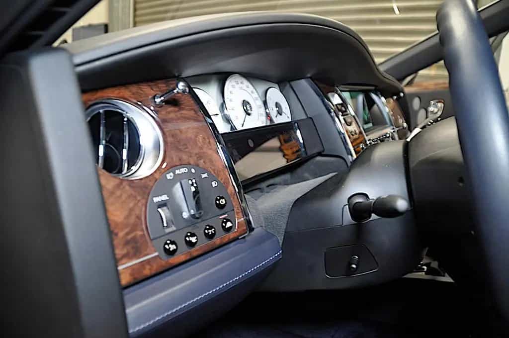 Rolls-Royce Ghost SERIE II -PANORAMA-STARLIGHT- 02/2015-photo-8