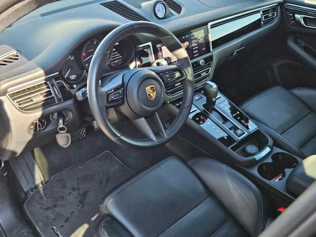 Porsche Macan Turbo 21Zoll DeutschesFahrzeug Panorama 03/2023-photo-13