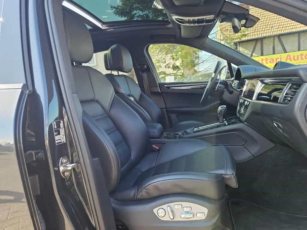 Porsche Macan Turbo 21Zoll DeutschesFahrzeug Panorama 03/2023-photo-21