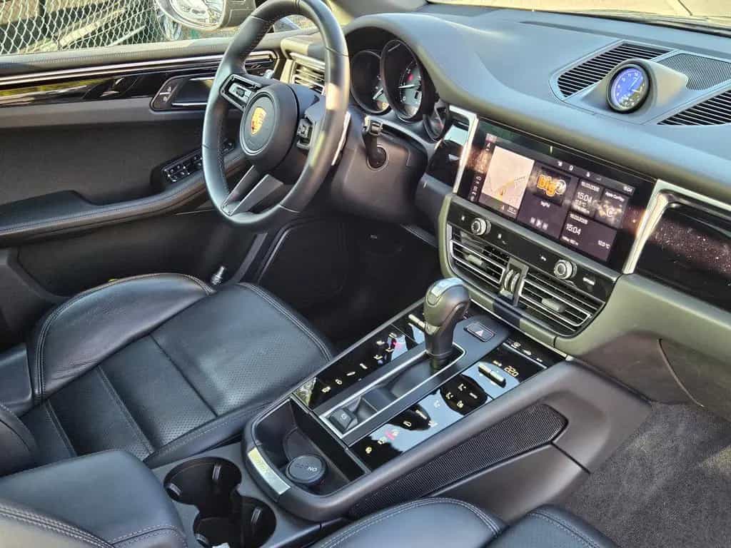 Porsche Macan Turbo 21Zoll DeutschesFahrzeug Panorama 03/2023-photo-29