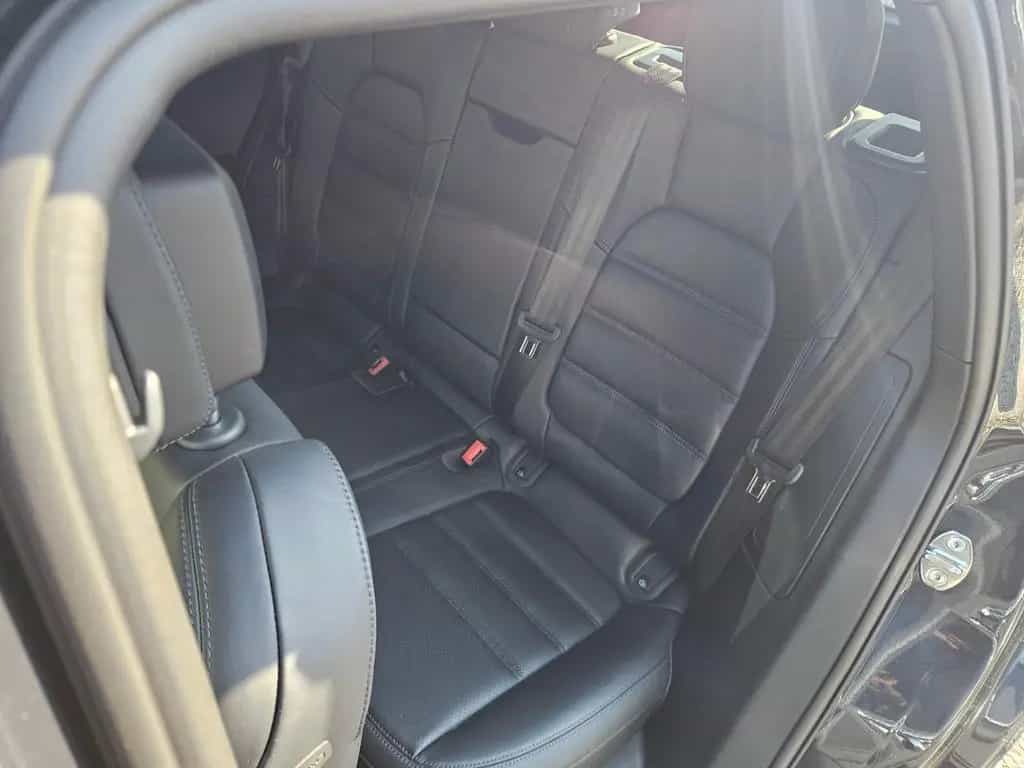 Porsche Macan Turbo 21Zoll DeutschesFahrzeug Panorama 03/2023-photo-32