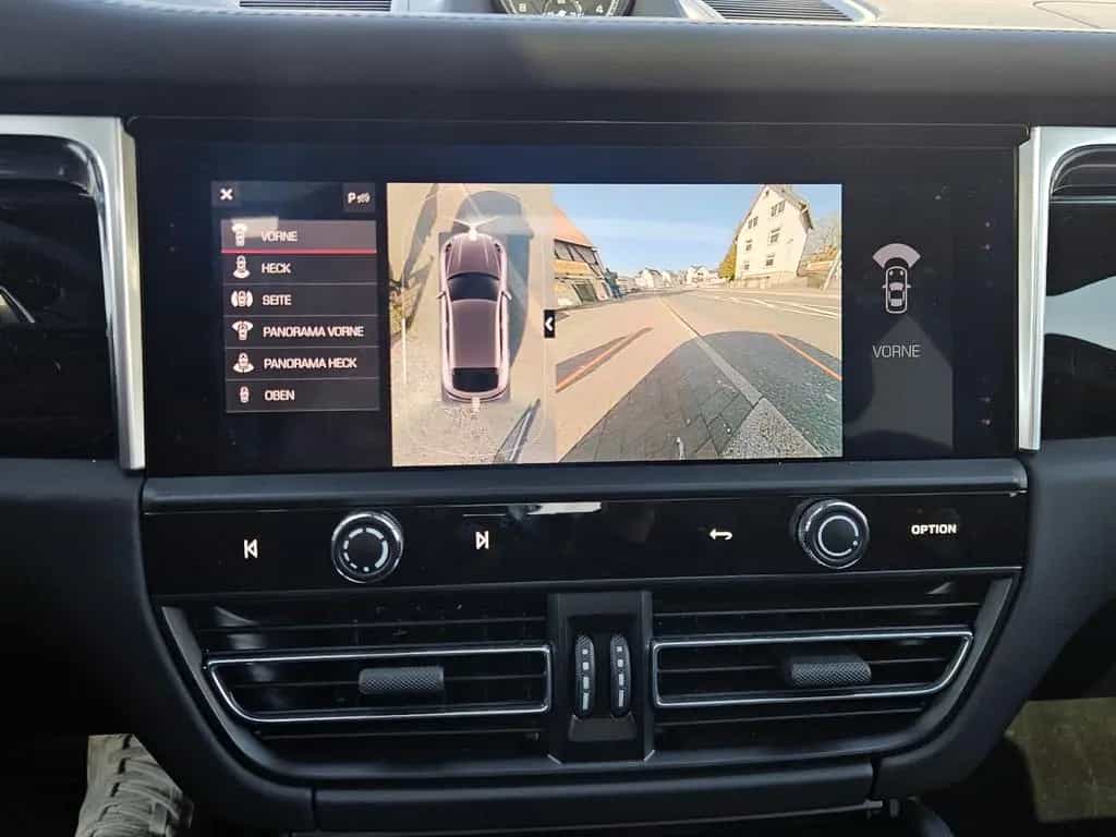 Porsche Macan Turbo 21Zoll DeutschesFahrzeug Panorama 03/2023-photo-7