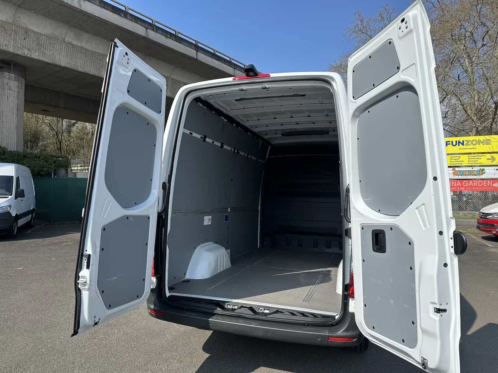 Mercedes-Benz Sprinter 11/2020-photo-21