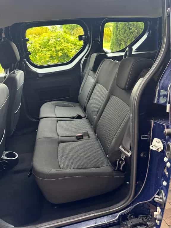 Dacia Dokker Comfort 102PS - AHK - Nur 63263km ! 05/2018-photo-10