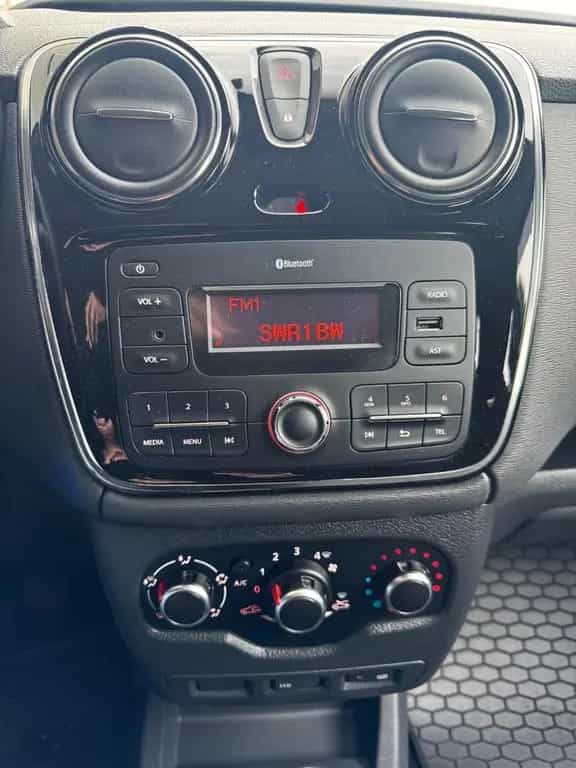 Dacia Dokker Comfort 102PS - AHK - Nur 63263km ! 05/2018-photo-12