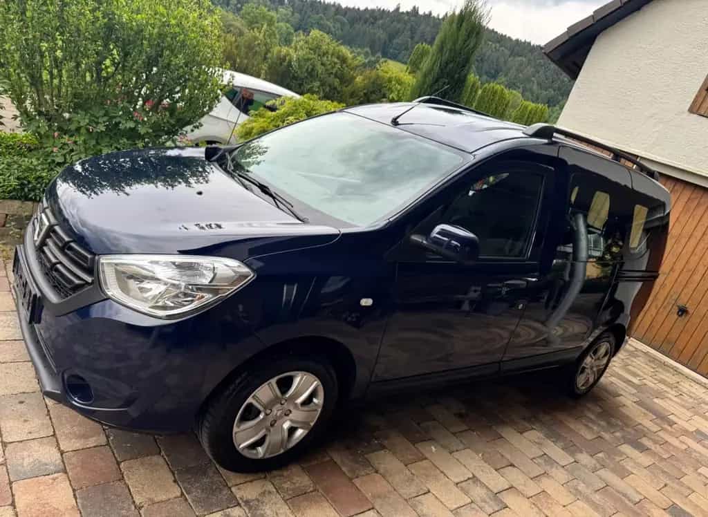 Dacia Dokker Comfort 102PS - AHK - Nur 63263km ! 05/2018-photo-2