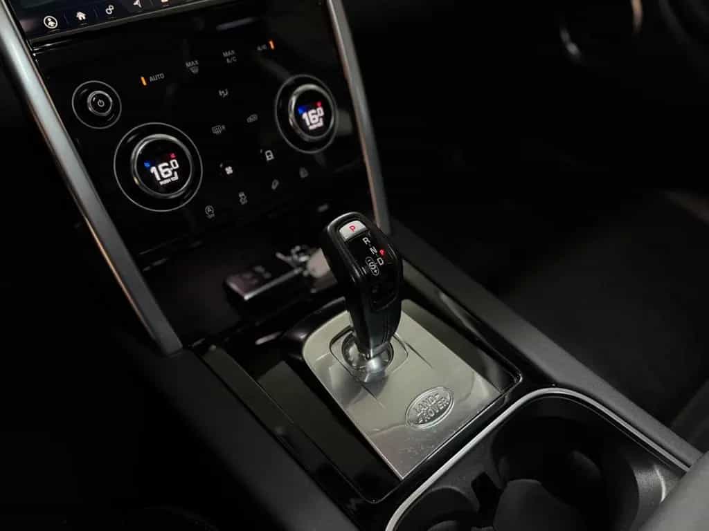 Land Rover Discovery Sport SE AWD/V-Leder/Pano/Navi/Apple 07/2020-photo-31