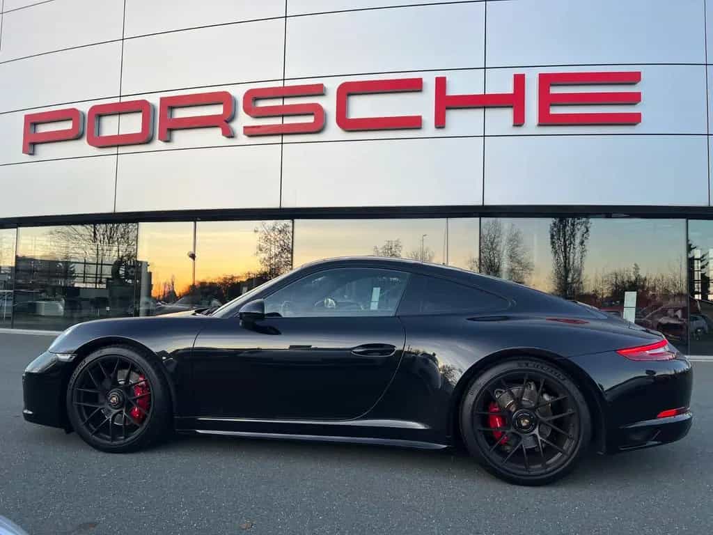 Porsche 991.2 CARRERA 4 GTS PDLS+ APPROVED*18 WEGE* PANO 11/2017-photo-0