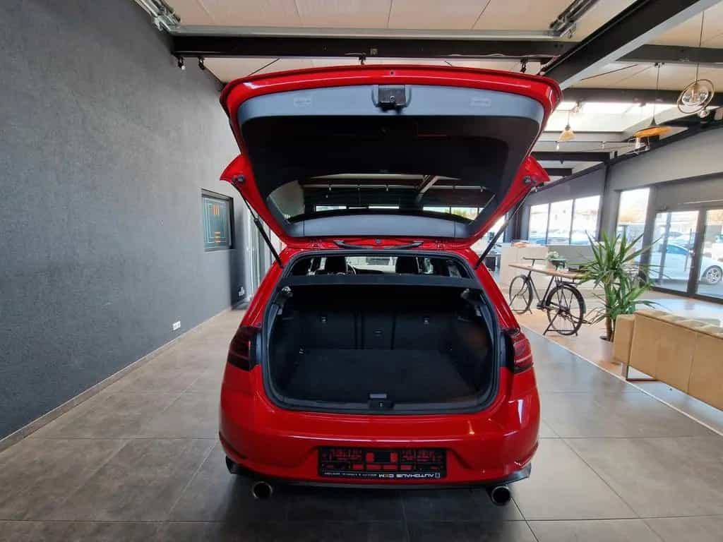 Volkswagen Golf GTI Performance 2,0TSI*STANDHZG*PANO*KAMERA 01/2019-photo-3