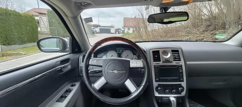 Chrysler 300C Touring 3.5 V6 Autom. - 07/2005-photo-8