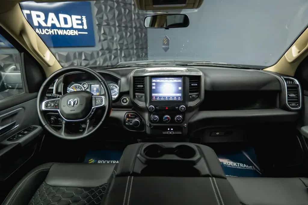 Dodge RAM 5.7 V8 HEMI 4x4 OFFROAD LONGBED Limited LED 01/2020-photo-25
