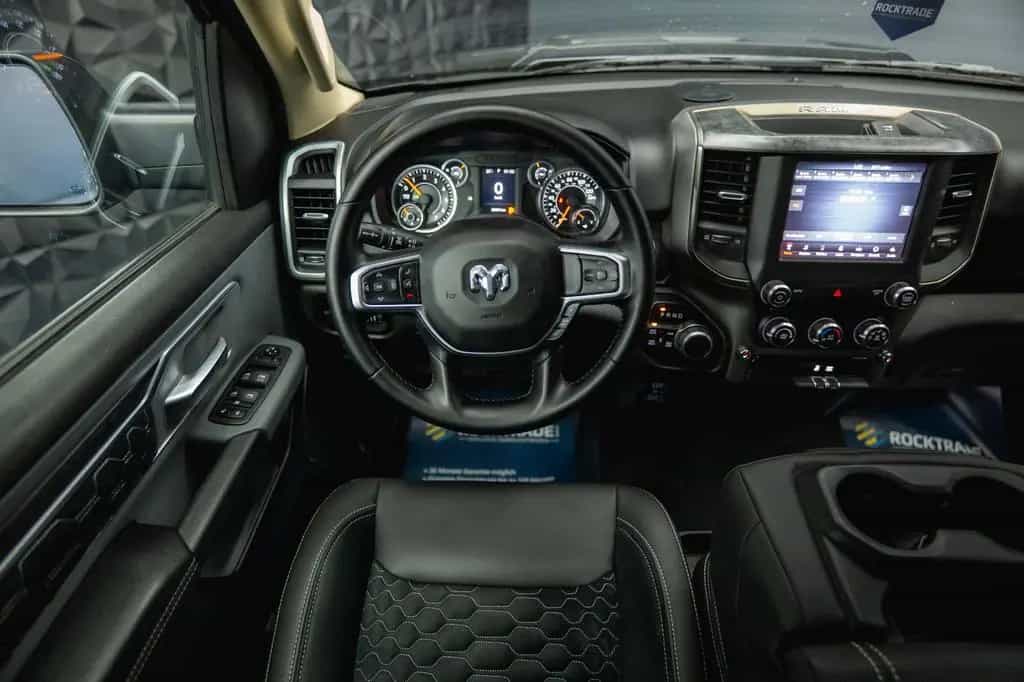 Dodge RAM 5.7 V8 HEMI 4x4 OFFROAD LONGBED Limited LED 01/2020-photo-26