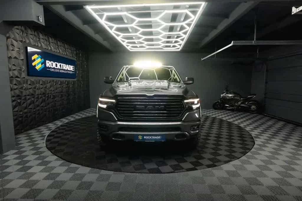 Dodge RAM 5.7 V8 HEMI 4x4 OFFROAD LONGBED Limited LED 01/2020-photo-3