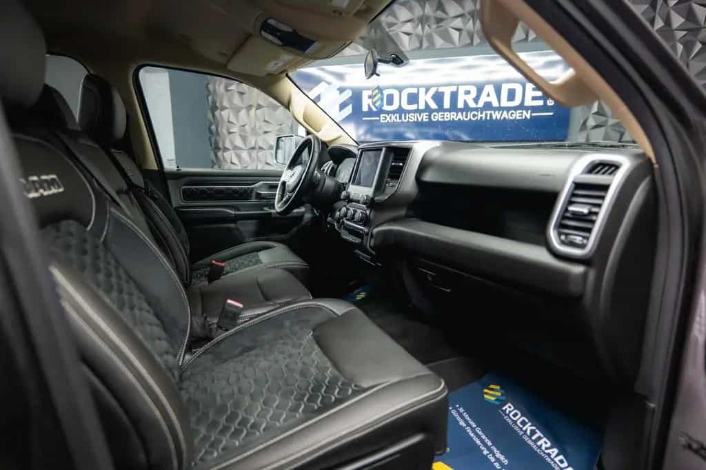 Dodge RAM 5.7 V8 HEMI 4x4 OFFROAD LONGBED Limited LED 01/2020-photo-42