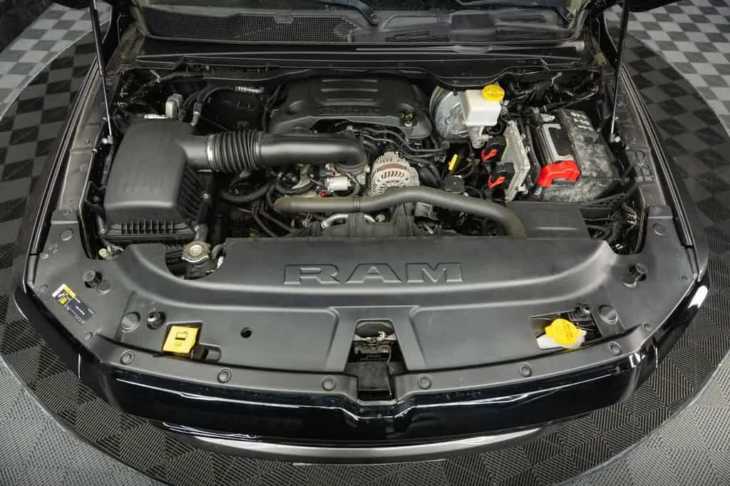 Dodge RAM 5.7 V8 HEMI 4x4 OFFROAD LONGBED Limited LED 01/2020-photo-45