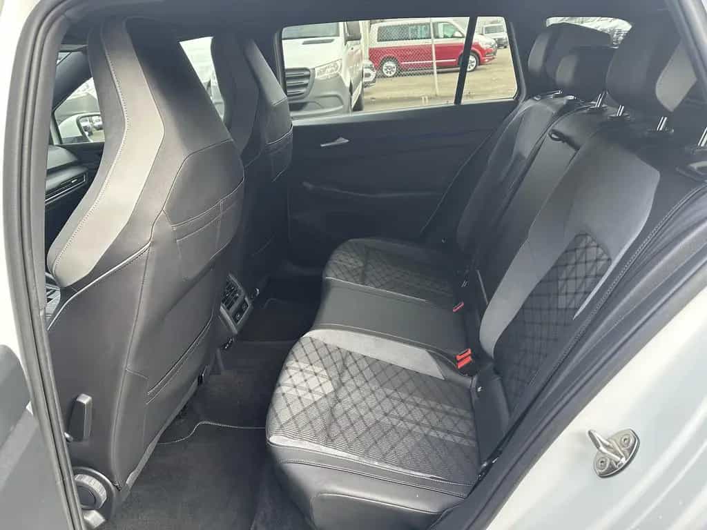 Volkswagen Golf Variant R-Line Navi Winterpaket 06/2021-photo-21