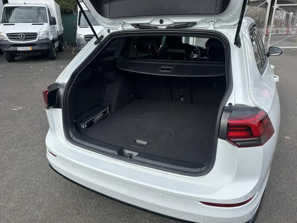 Volkswagen Golf Variant R-Line Navi Winterpaket 06/2021-photo-24