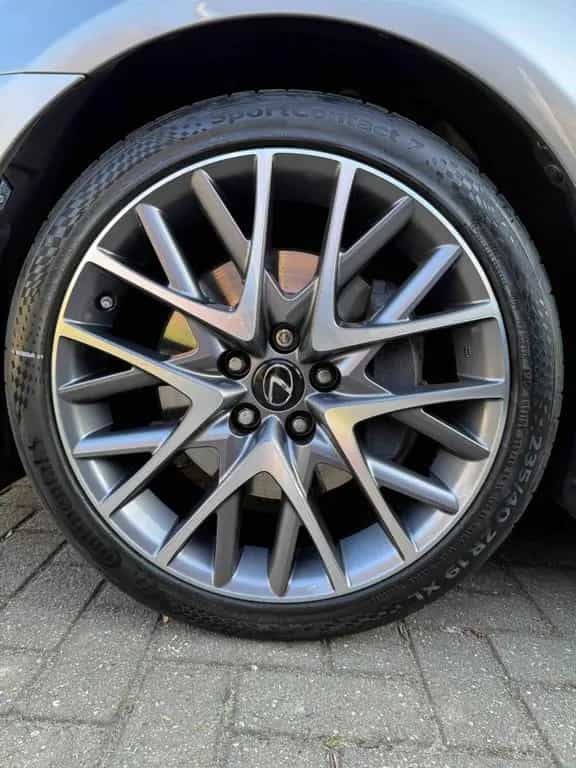 Lexus RC 300 h F SPORT Liebhaberfahrzeug 07/2017-photo-11
