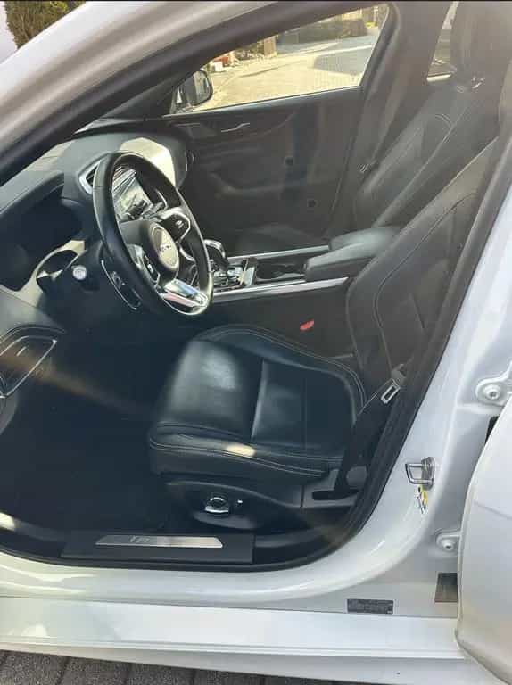 Jaguar XE P250 R-DYNAMIC BLACK Automatik R-DYNAMIC ... 05/2020-photo-8