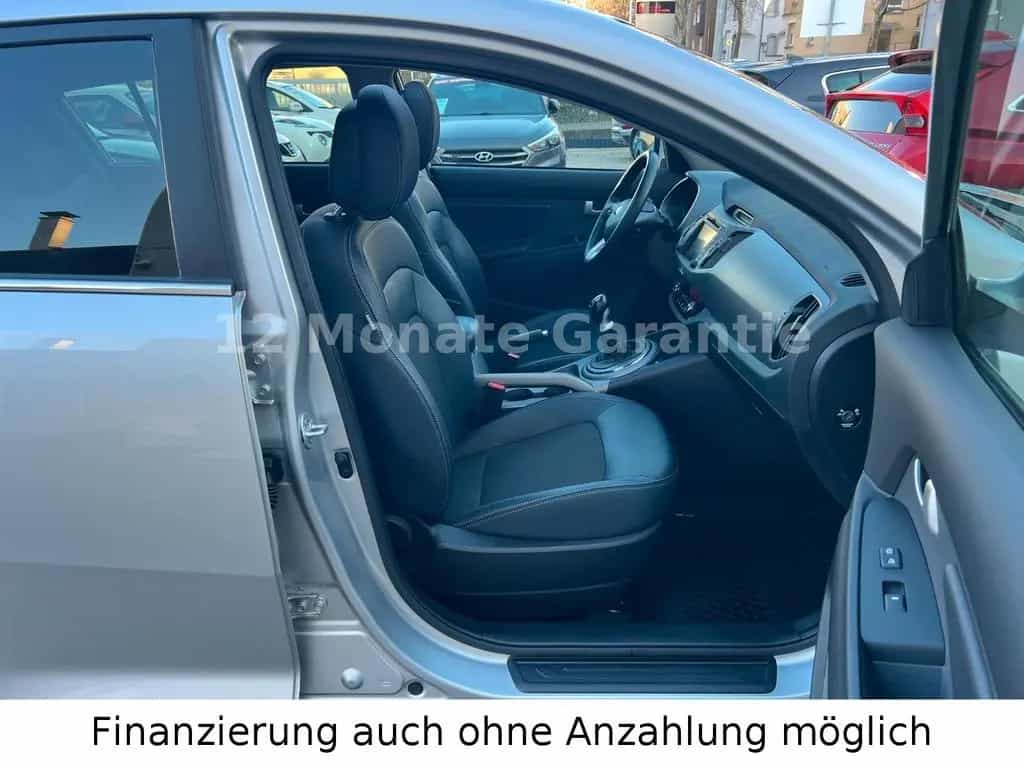 Kia Sportage 2.0 GDI AWD Spirit Panorama-Dach Navi 11/2015-photo-11